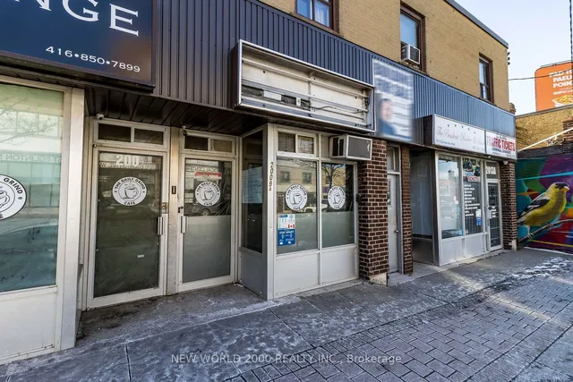 Additional image 4 of 2011 Eglinton Ave