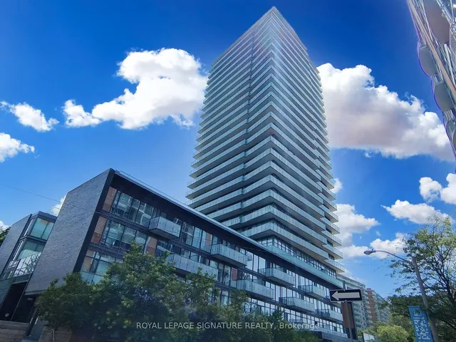 1815 Yonge St Unit 405