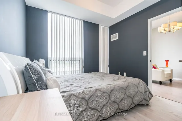 Additional image 29 of 830 Lawrence Ave Unit 803