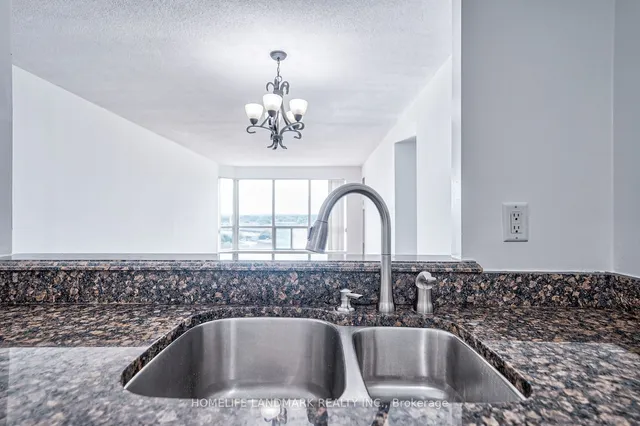 Additional image 38 of 18 Lee Centre Dr Unit 1009