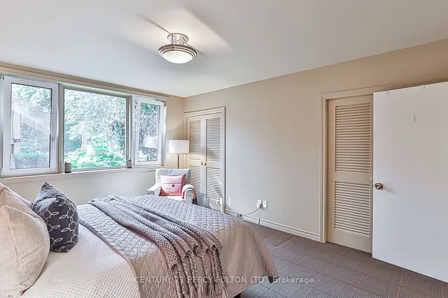 Additional image 33 of 4 Page Ave