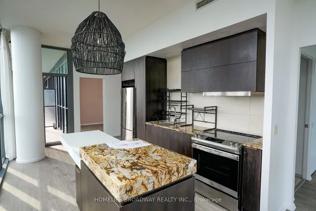 Additional image 36 of 101 Charles St Unit 4810