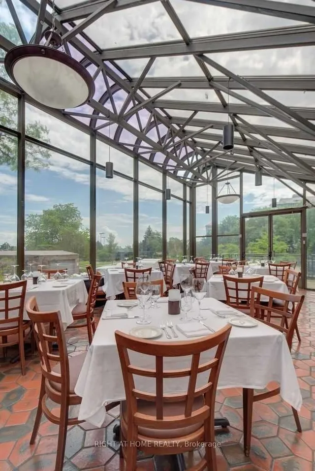 Additional image 39 of 2045 Lake Shore Blvd Unit 2507