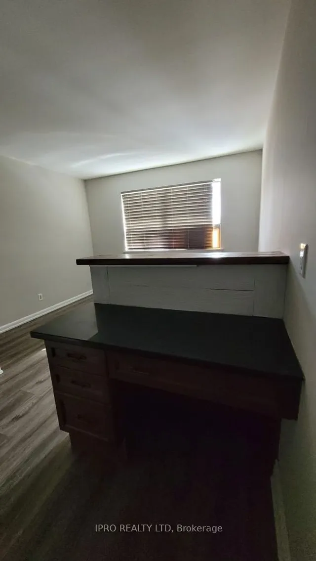 Additional image 15 of 46 Twenty Second St