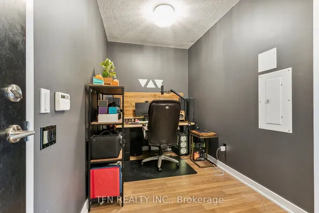 Additional image 18 of 775 King St Unit 906