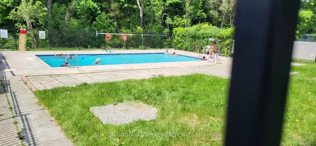 Additional image 30 of 130 Neptune Dr Unit 1409