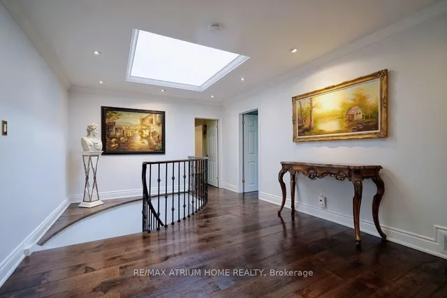 Additional image 14 of 8 Medalist Rd