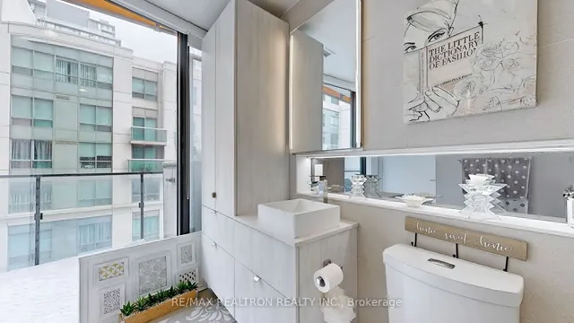 Additional image 19 of 215 Queen St Unit 1016