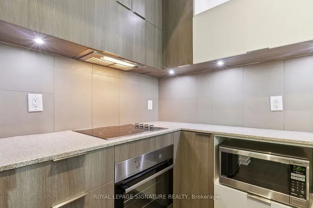 Additional image 7 of 170 Sumach St Unit 401