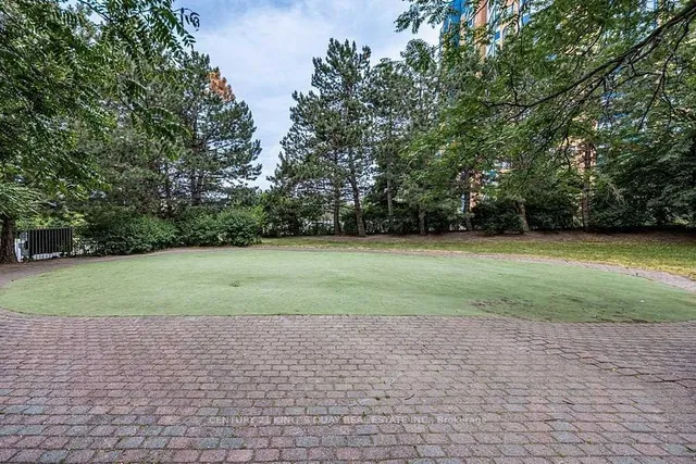 Additional image 33 of 160 Alton Towers Circ Unit 1107