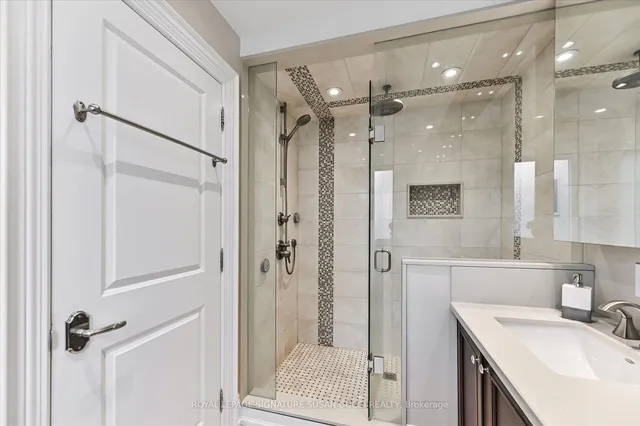 Additional image 22 of 11 Northbrook Rd