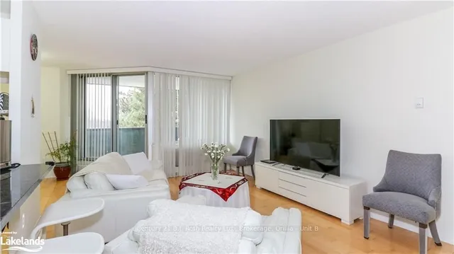 Additional image 17 of 420 MILL Rd Unit 412