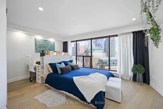 Additional image 9 of 65 Harbour Sq Unit 3306