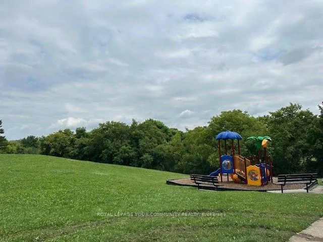 Additional image 4 of 236 Albion Rd Unit 1510