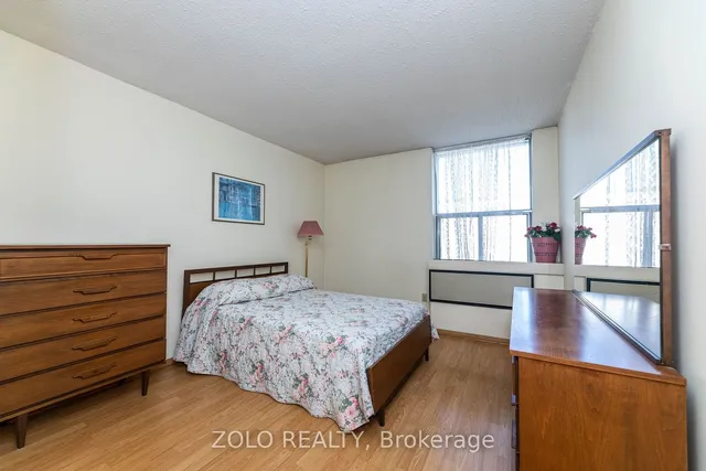 Additional image 14 of 20 Fashion Roseway Unit 516