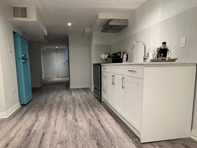 Additional image 18 of 32 Rothsay Ave