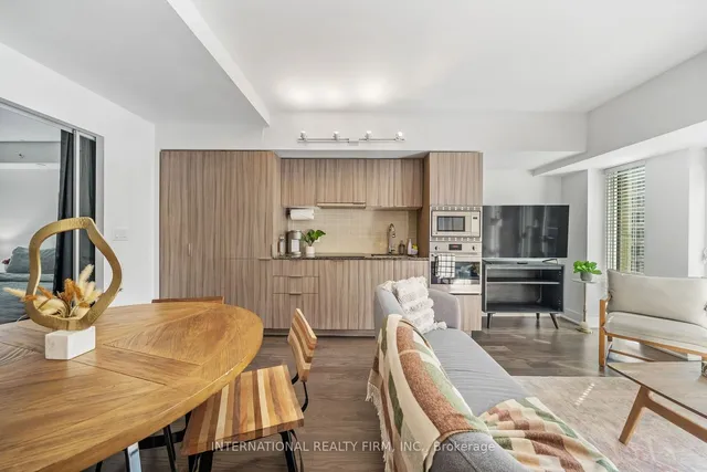 Additional image 11 of 955 Bay St Unit 617