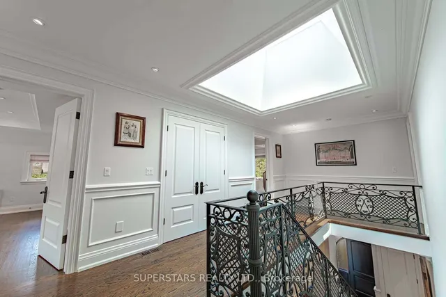 Additional image 26 of 643 Glencairn Ave