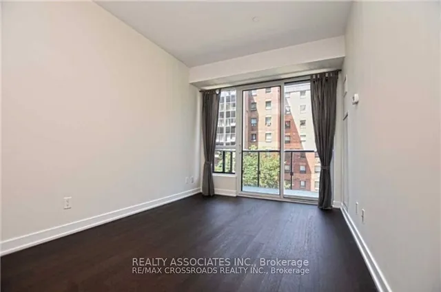 Additional image 10 of 1030 King St Unit 466