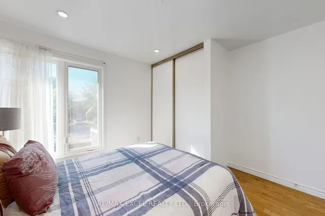 Additional image 30 of 49 Ambercroft Blvd