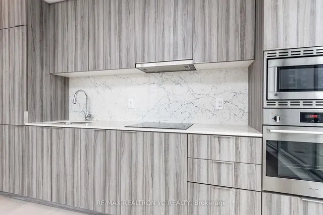 Additional image 15 of 955 Bay St Unit 3907