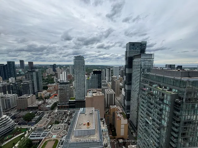 832 Bay St Unit 4805