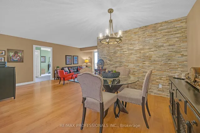 Additional image 6 of 5233 Dundas St Unit 1728