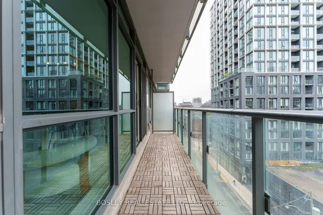 Additional image 33 of 39 Sherbourne St Unit 706