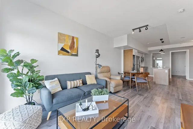 Additional image 11 of 2191 Yonge St Unit 4606