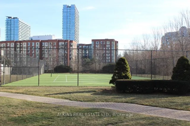 Additional image 17 of 35 Ormskirk Ave Unit 921