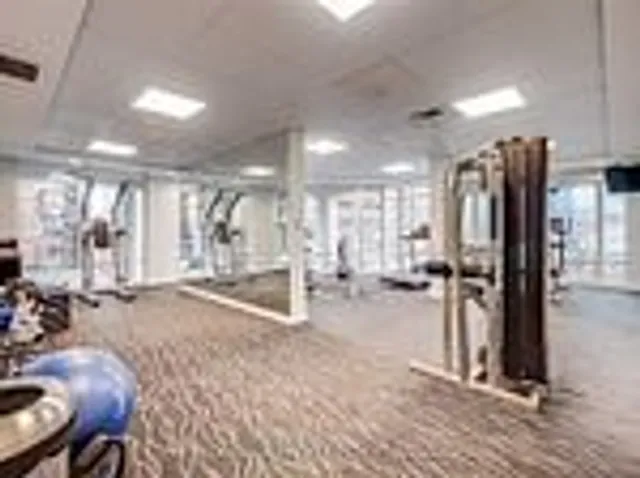 Additional image 27 of 1121 Bay St Unit 505