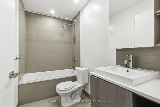 Additional image 18 of 170 Sumach St Unit 401