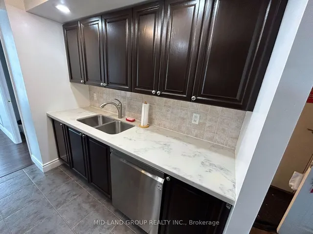 Additional image 17 of 5 Northtown Way Unit 1305