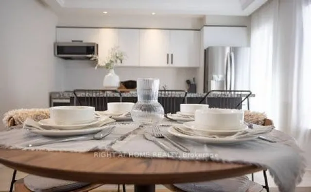 Additional image 10 of 12 Batavia Ave