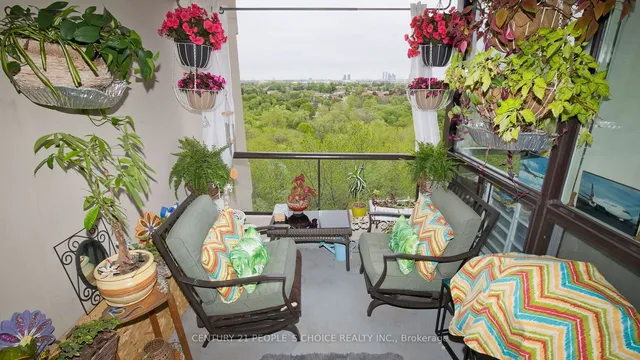 Additional image 25 of 5 Rowntree Rd Unit 805