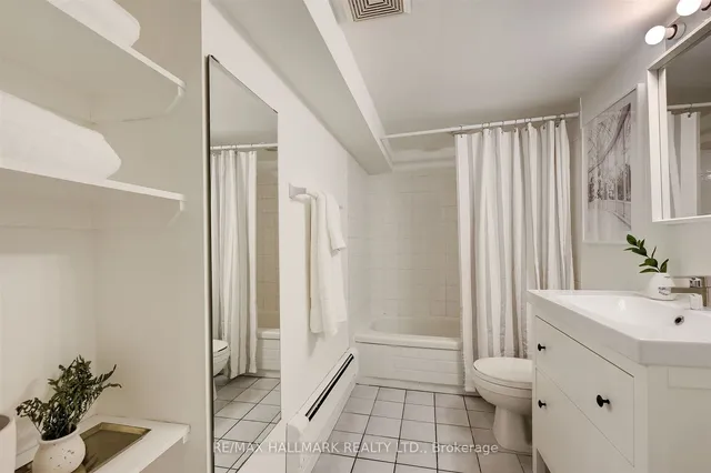 Additional image 35 of 78 Glen Manor Dr