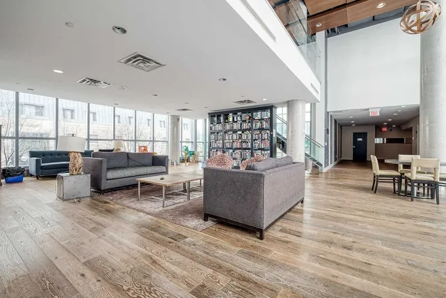 Additional image 19 of 1 Cole St Unit 511