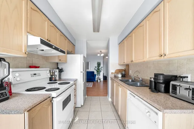 Additional image 11 of 22 Olive Ave Unit 602