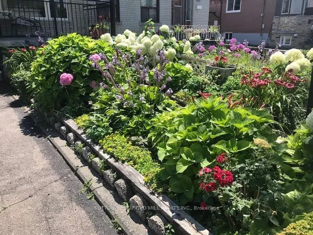 Additional image 33 of 31 Demaris Ave