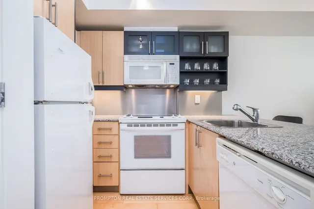 Additional image 15 of 350 Wellington St Unit 315