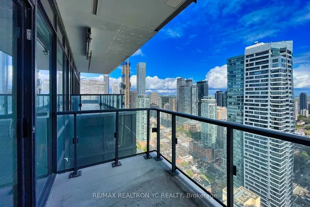 Additional image 31 of 955 Bay St Unit 3907