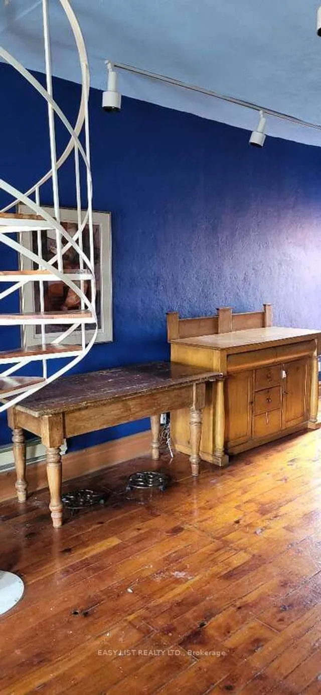 Additional image 13 of 33 Clinton St