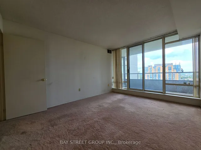 Additional image 17 of 300 Alton Towers Circ Unit 1609