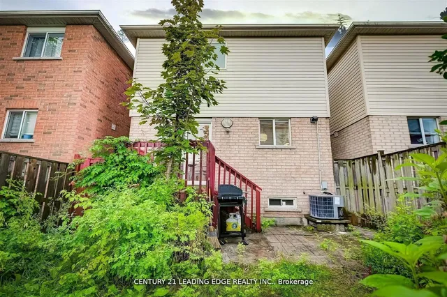 Additional image 2 of 215 Andona Cres