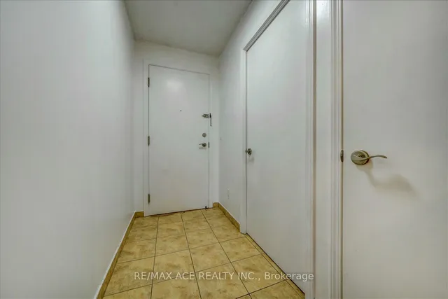 Additional image 3 of 3650 Kingston Rd Unit 514