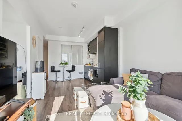 Additional image 15 of 20 Edward St Unit 2213