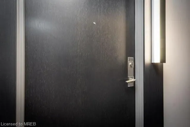 Additional image 20 of 4208 Dundas Street West Unit 315