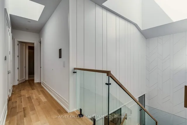 Additional image 19 of 217 Richview Ave