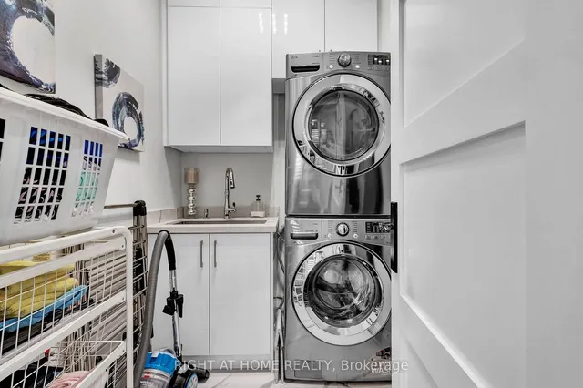 Additional image 24 of 2045 Lake Shore Blvd Unit 2507