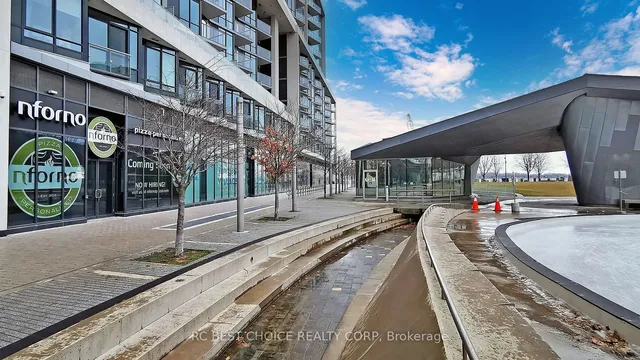 Additional image 16 of 55 Merchants' Wharf St Unit 723